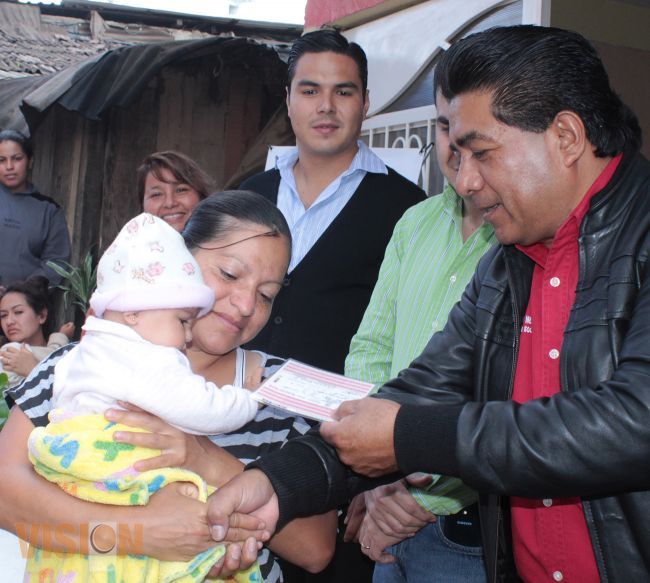 La autoridad municipal ha procurado que más familias ingresen al padrón de leche Liconsa