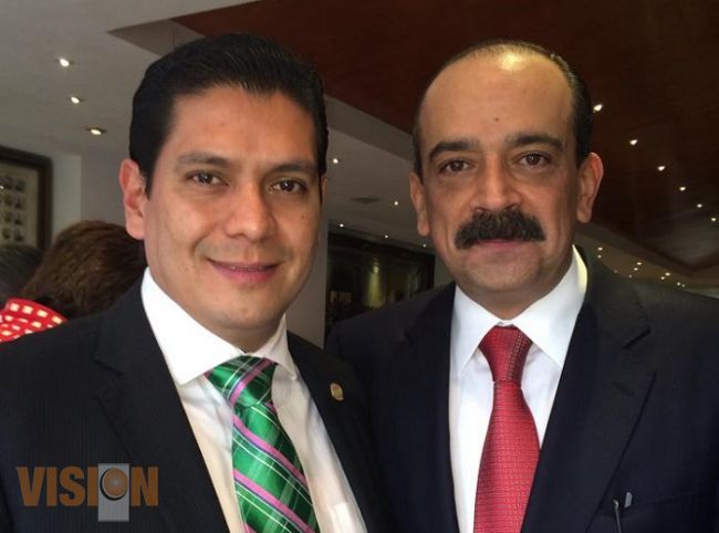 Cuestiona Ernesto Núñez a IMSS e ISSSTE ante desabasto de medicamentos 