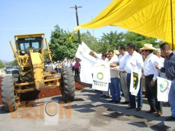 Junta de Caminos impulsan más obras carreteras