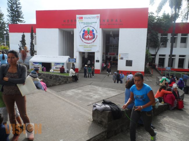 Nueva etapa en cirugía salva la vida de una bebé en el Hospital General de Uruapan.