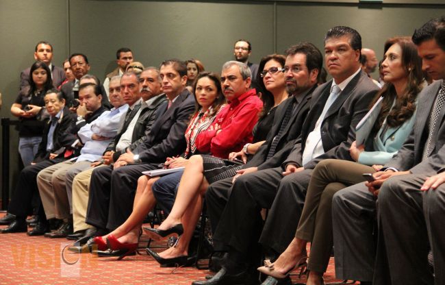 Aldo Macías firmó convenio de colaboración en apoyo a la clase trabajadora