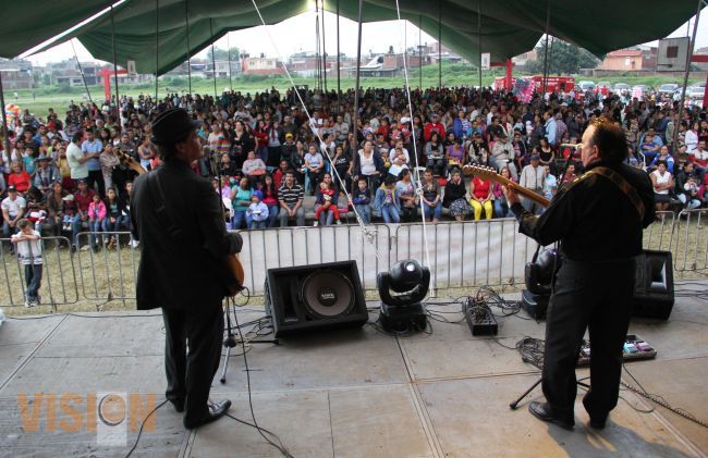 Hermanos Jiménez cautivo al público con su brillante presentación