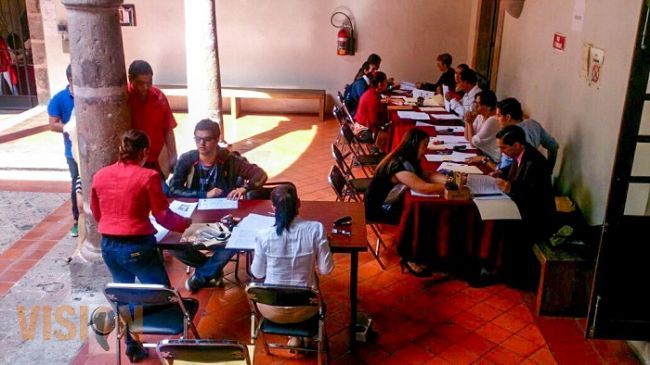 Más de cien jóvenes se registraron para participar en el 2do Parlamento Juvenil