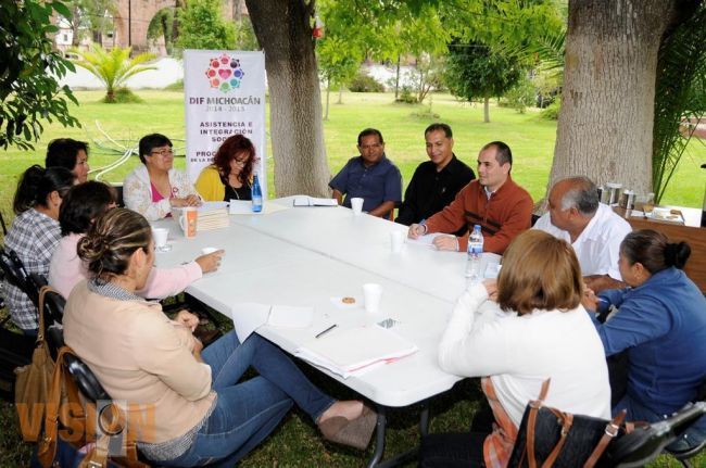 DIF Michoacán imparte capacitación a promotores de espacios de alimentación, encuentro y desarrollo
