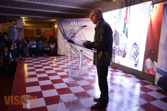 Reforma TELECOM beneficiará bolsillos de los michoacanos: Salvador Vega Casillas.
