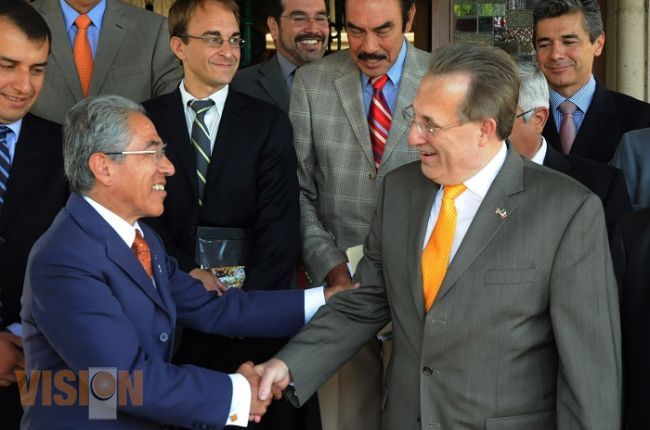 Embajador Estadounidense reconoce cambio de percepción de Michoacán