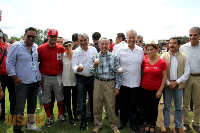 El Gobernador del Estado Salvador Jara y el alcalde Aldo Macías, inauguraron obr