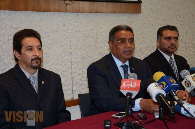 Reconoció rector de la UMSNH trayectoria del Dr. Medardo Serna 