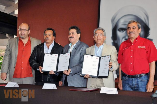 Infonavit y los Municipios de Uruapan y Tarímbaro, firman convenio de colaboración.
