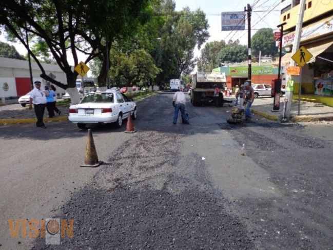 Invertirán 4 millones de pesos más en tapar baches en Uruapan