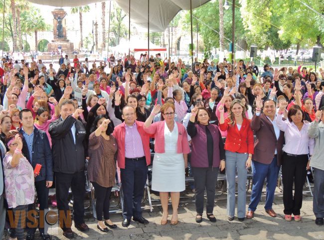 Inicia la campaña 10 días contigo en la Lucha Contra el Cáncer de Mama.