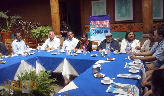 Informar, para romper el divorcio entre políticos y ciudadanos: Cocoa Calderón 