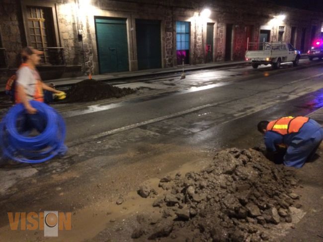 OOAPAS reparará fuga sobre Av. Madero, hoy por la noche.