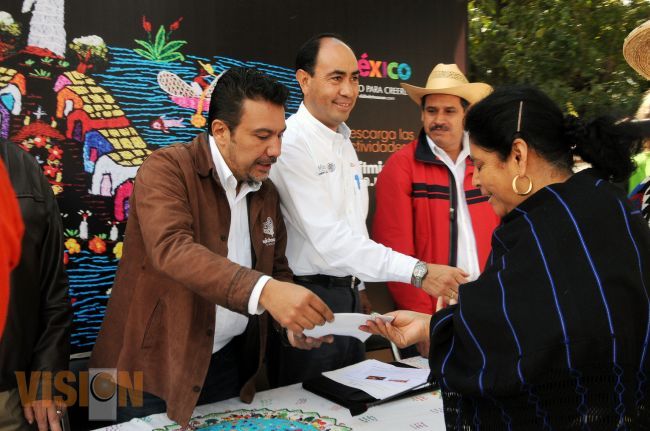 Recursos directos a comunidades para fortalecer tradiciones de Noche de Muertos.