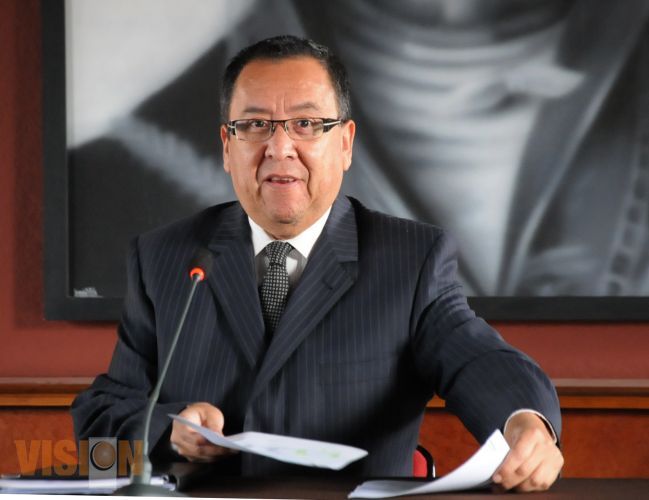 Capacitan e informan sobre virus de Ébola.