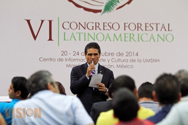 Hemos llegado al límite de la subsistencia por no cuidar nuestros bosques: Silvano Aureoles