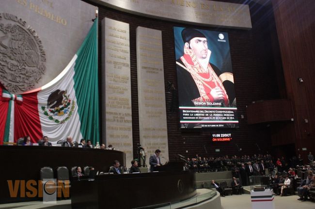 Llama Ernesto Núñez a romper barrera de desigualdad 