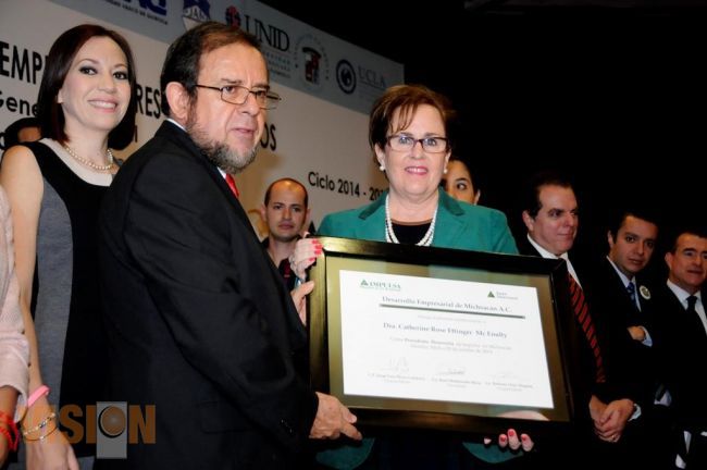 Catherine R. Ettinger toma protesta como Presidenta Honoraria de Impulsa Michoacán.