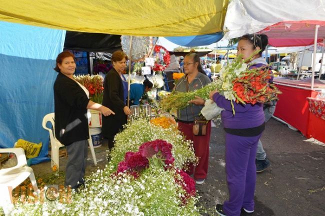 Más de mil comerciantes morelianos ofrecieron productos este 1 y 2 de noviembre 