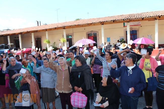 Apoyar a las familias es parte fundamental para el desarrollo del Estado: Ávila González.