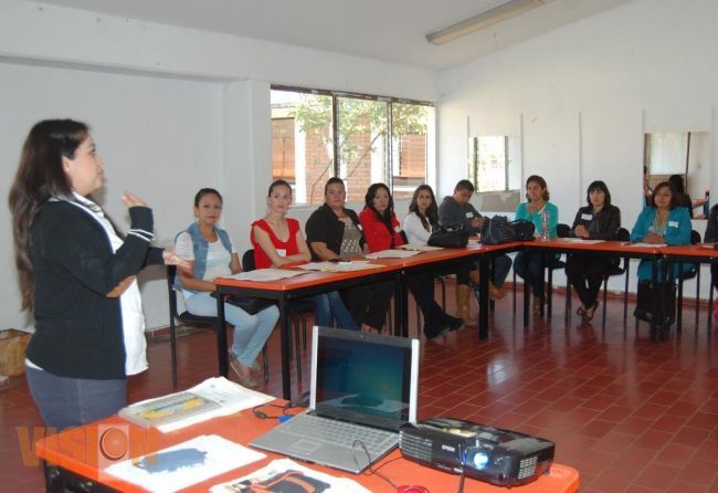 DIF Michoacán efectúa jornada de capacitación y profesionalización a promotores de DIF Municiales.