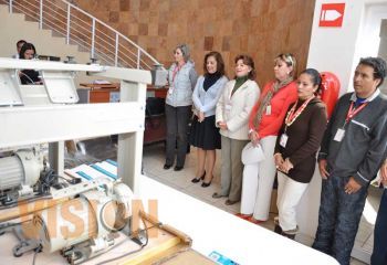 Entrega DIF Morelia material de apoyo a los Cecades de Morelia