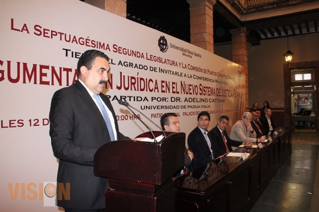 Necesario que se preparen litigantes en argumentación y retórica: Naranjo Blanco