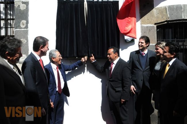 Gobernador asiste a los festejos del Pueblo Mágico de Tlalpujahua