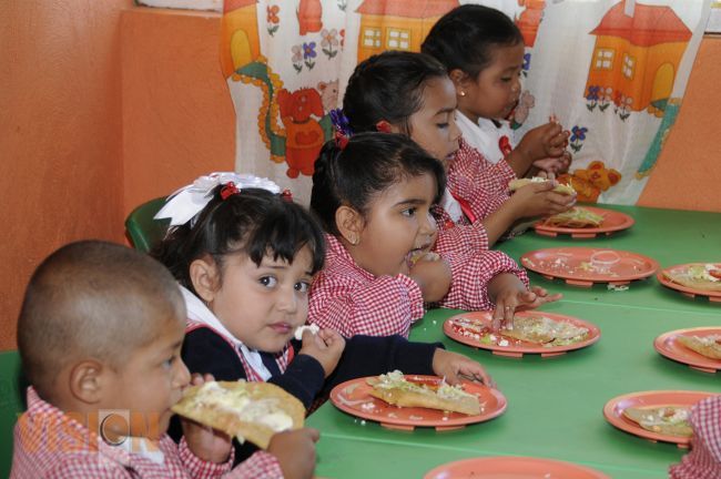 Orientación alimentaria, prioridad del Sistema DIF Michoacán.