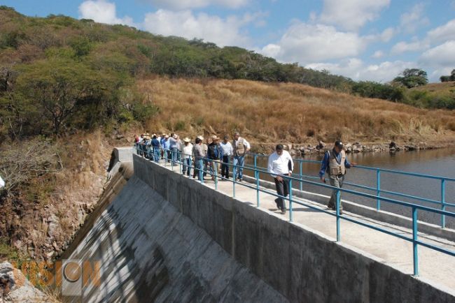 Entregan Sedru y Sagarpa nuevas obras hidraúlicas a productores de Turicato