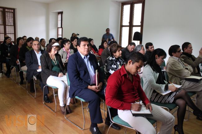 Actualizan a servidores públicos sobre control interno.