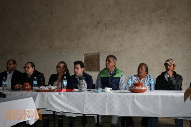Gobiernos Federal y Estatal trabajan en la rehabilitación de viviendas a familias necesitadas.  