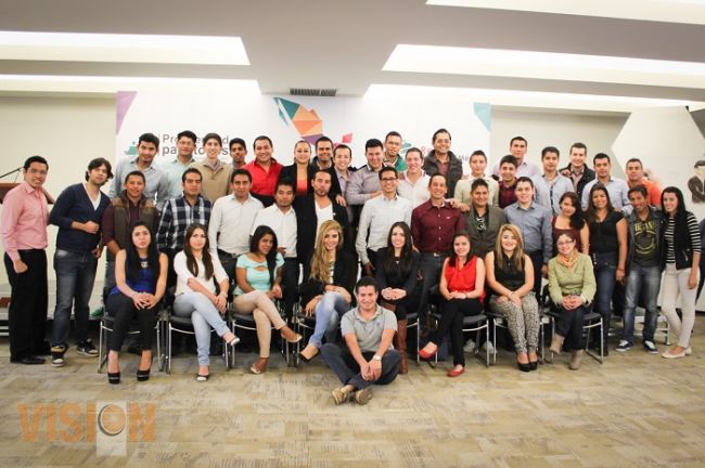 Participan jóvenes priistas en integración de Plataforma Electoral 2015
