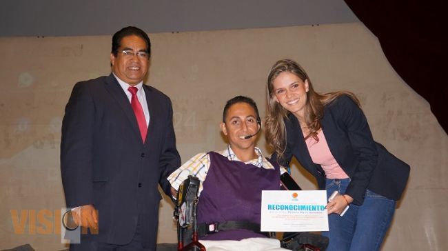 Todo un éxito la conferencia motivacional de Roberto Marín 