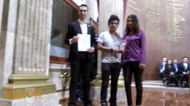 Mención honorífica para Michoacán en el 9º concurso nacional de transparencia en corto.