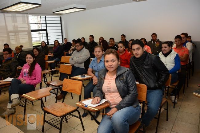  3 mil estudiantes optan por la titulación a través del examen EGEL CENEVAL