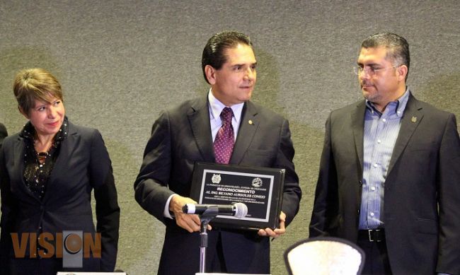 Anuncia Silvano gestión sin precedentes para la Facultad de Odontología de la UMSNH