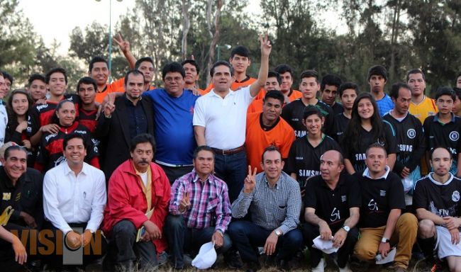 Impulsa Silvano Aureoles nuevo modelo de vinculación ciudadano en Morelia