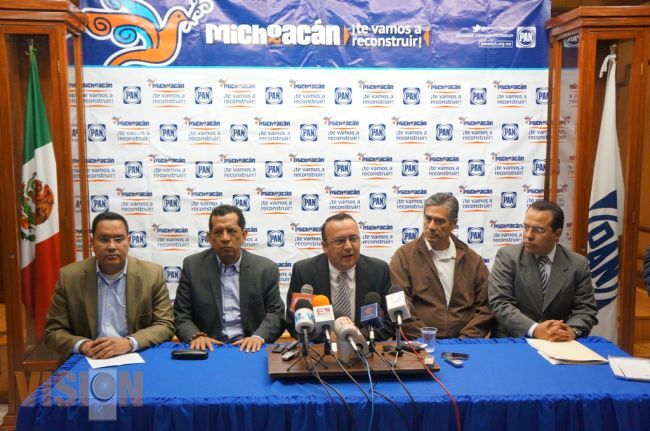 Gobiernos municipales panistas, motor para la expansión azul en 2015.