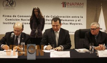 CNDH suscribe convenio para beneficio de adultos mayores
