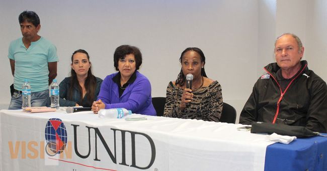 Invitan atletas Cubanos a universitarios a participar en la Carrera Atlética por La Paz 2014