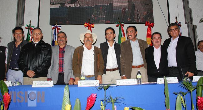 INAUGURAN EL 7° CONGRESO NACIONAL DEL SISTEMA PRODUCTO AGUACATE