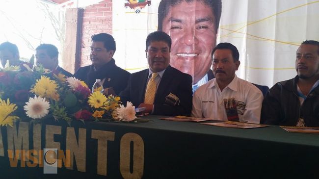 Simón Vicente solicita mayor atención a la federación y el gobierno estatal para mejorar el progres