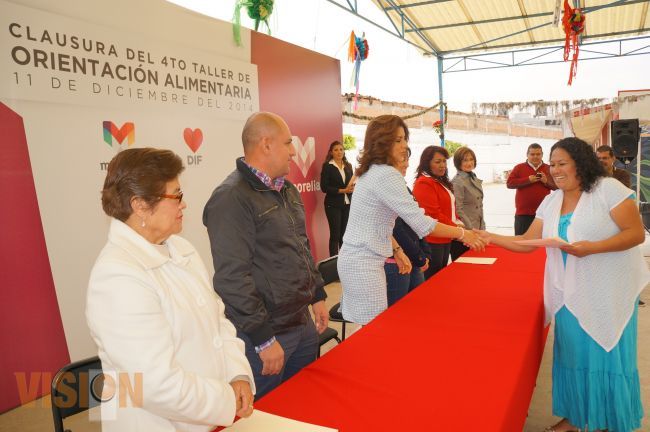 Clausura DIF Morelia su 4º taller de orientación alimentaria.