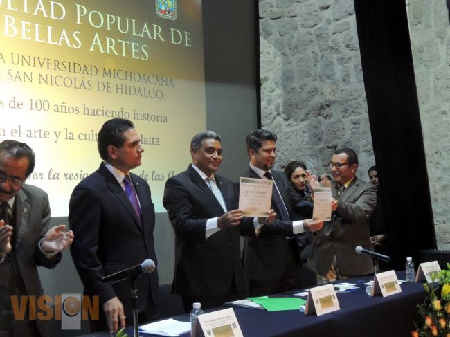 La Escuela Popular de Bellas Artes celebra su C Aniversario.