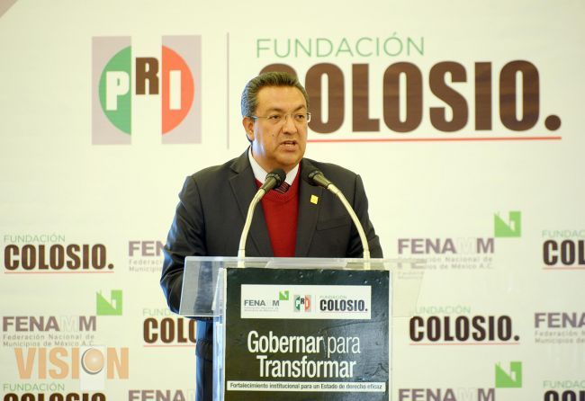 Se pronuncia Wilfrido Lázaro por el fortalecimiento de los Municipios de México.