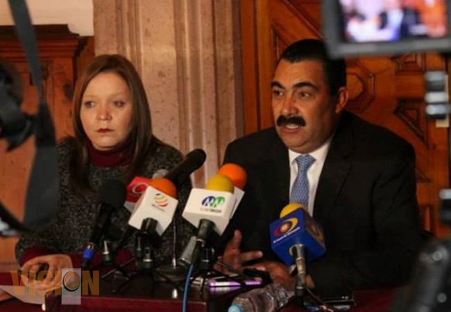 PAN se compromete a apoyar a jóvenes del Segundo Parlamento por la vía de la legalidad en las insti