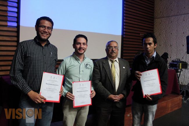 Secretaría de Educación reconoce a talentos michoacanos.