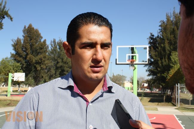 IMDE promueve liga escolar de iniciación y desarrollo en basquetbol.