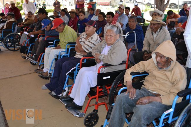 Apoyos funcionales para quienes más lo necesitan: DIF Michoacán.